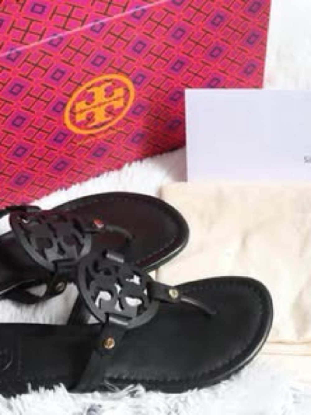 Tory Burch Black Cutout Logo Thong Sandals - Picture 5 of 6